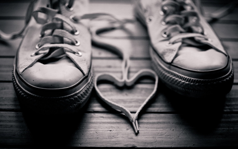 black white, vignette, two objects, wood - Material, table, selective focus, leather, elegance, black Color, backgrounds, lace - fastener, shoe, shoelace