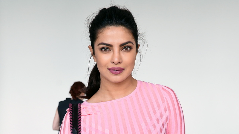 pink, crew, HD, wearing, 1080P, Priyanka Chopra, 2016, shirt, woman, neck, New York Fashion Week