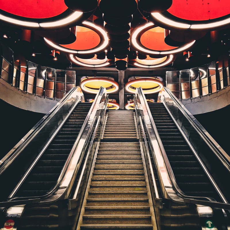 building, escalator, design, road, low angle shot, reflection, ceiling, stairway, mobilechallenge, low angle view, modern, light fixture, strairway, no people