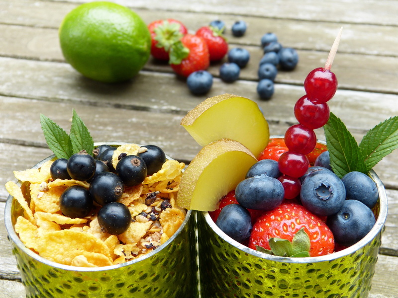 sweet food, berry fruit, nutrition, healthy, healthy eating, fruit, sugar-, eat, cold, blueberries, 4K, raspberry, diet, gluten, vitamins, variety, choice