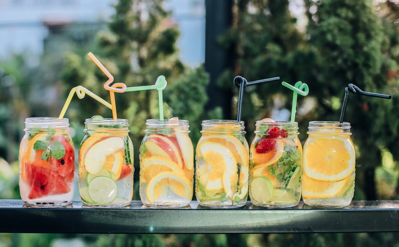 mint leaf - culinary, 4K, table, healthy eating, freshness, food and drink, no people, drinking straw, jars, vegetable, drink, orange, photo, clear, fresh