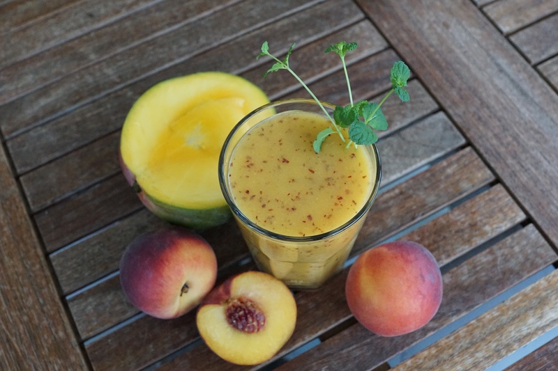 cocktail, no people, drink, vitamin c, drinking glass, freshness, wood - Material, close-up, healthy Eating, refreshment, thirst, indoors, glass, healthy