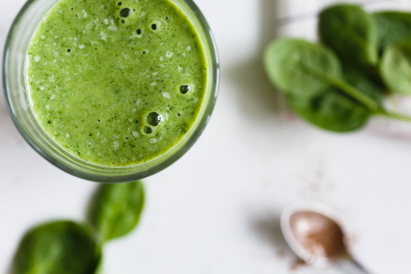 dieting, broccoli, space, fresh, indoors, white, refreshment, juices, sweet, color, vegetable, gray, vegetables, cocktail, wellbeing, drink, selective focus