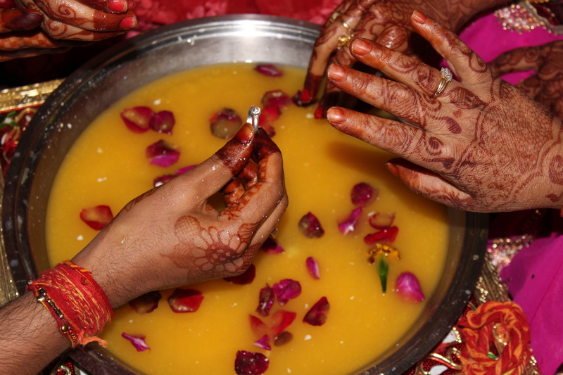 marriage, indian, hinduism, 5K, close-up, bride, preparation, adult, traditional, hand, ring, household equipment, lifestyles, hindu, indoors, people
