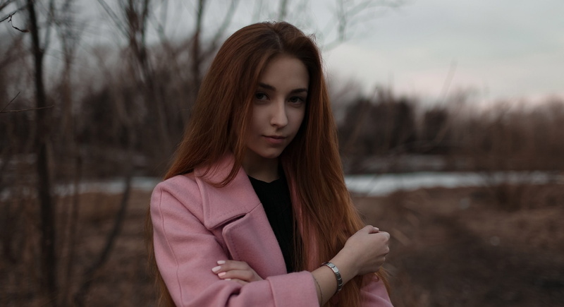 redhead, overcoats, depth of field, pink coat, model, women outdoors, 2K, portrait, coats, women