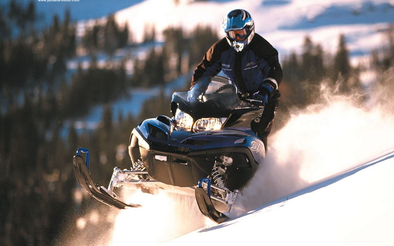 720P, snowmobile