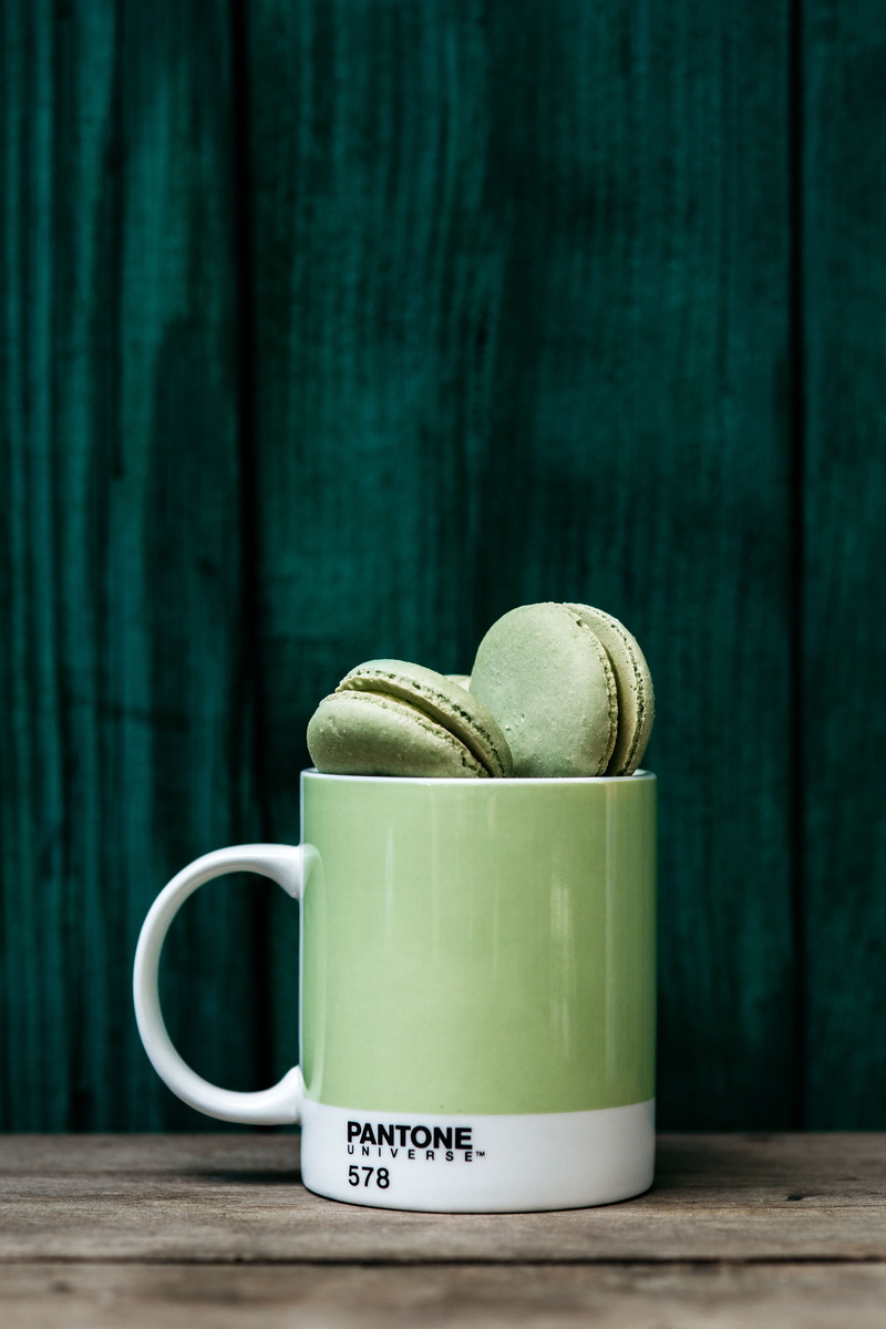 5K, breakfast, cup, dessert, coffee - drink, greenery, freshness, focus on foreground, coffee, blue, no people, Colorful, close-up, text, Pantone, western script