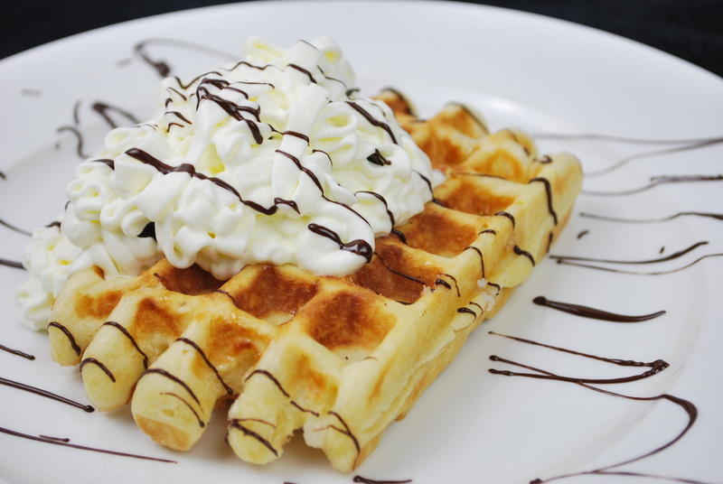 sweet Food, baked, waffle chocolate, unhealthy eating, ready-to-eat, waffle plate, waffle irons, freshness, snack, gourmet, waffle and cream, sweetness