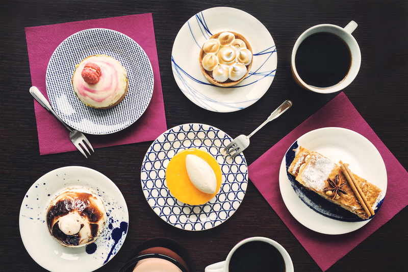 morning, place mat, cakes, drink, variation, no people, overhead, directly above, cake, cup, restaurant, restaurants, temptation, hot drink, egg yolk, refreshment
