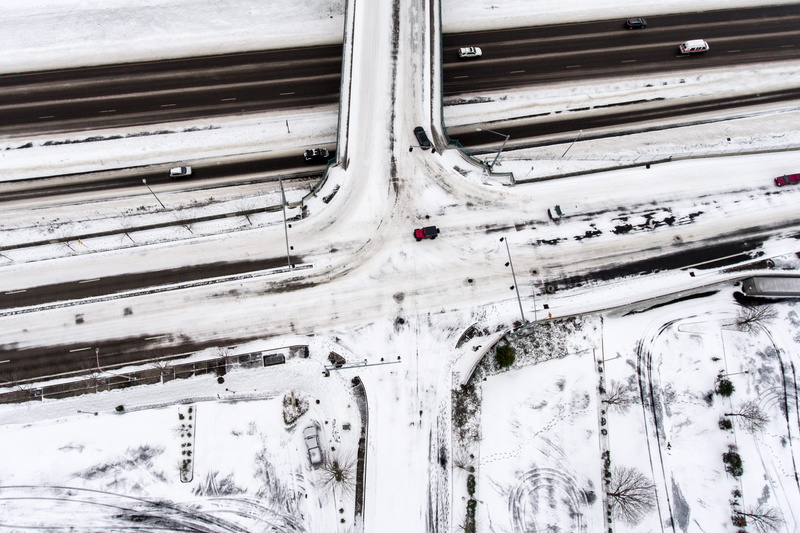 frozen, technology, global communications, bridge, application, day, untitled, intersection, transportation, architecture, connection, railing, mode of transportation