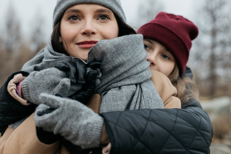 adult, women, clothing, coat, smile, autumn, city, family, joy, couple - relationship, scarf, white, beautiful, teen, emotion, winter, young women, happiness