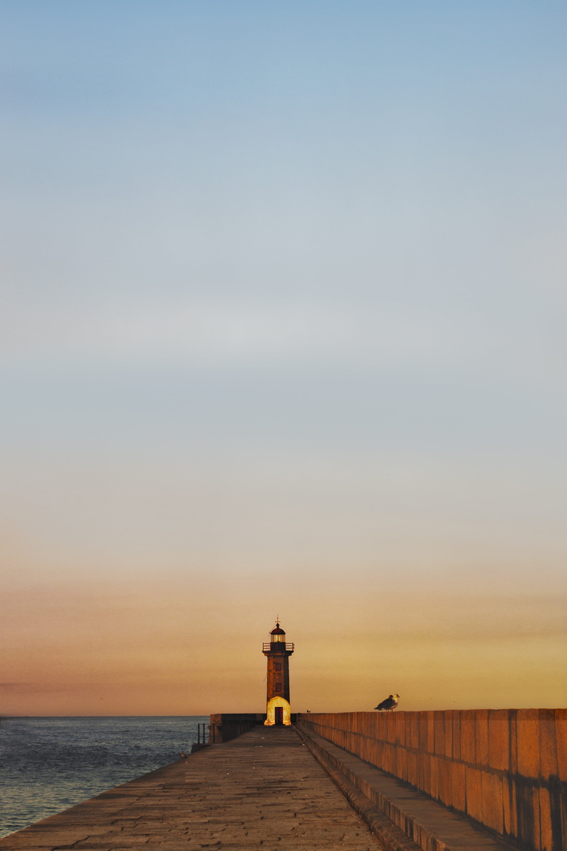 romance, light, beauty, sunset, protection, ocean, nature, horizon, tower, vacation, color, sweethearts, love, safety, security, joy, built structure, lighthouse