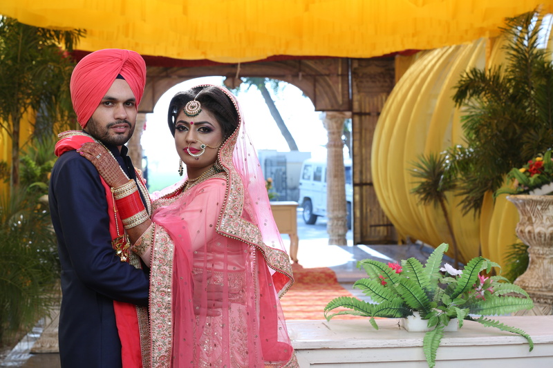 standing, wedding planner in chandigarh, lifestyles, bride, wedding, traditional clothing, groom, women, young women, 5K, wedding photoshoot, young men
