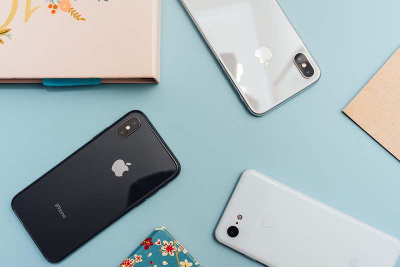 smart phone, screen, career, portability, floral, communication, office, indoors, iphone, still life, cellphone, tech, arts culture and entertainment, phone