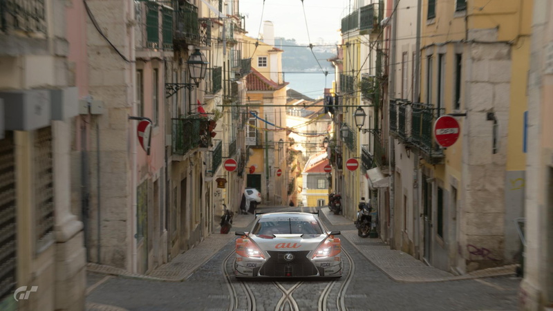 1080P, city, motor vehicle, incidental people, building exterior, road, building, Gran Turismo Sport, transportation, mode of transportation, motion, residential district