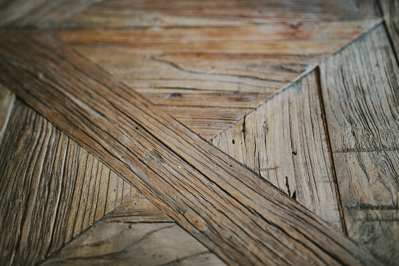indoors, rustic, plank, old, pattern, close-up, full frame, 4K, table, no people, wood - Material, selective focus, textured, interior, day, high angle view
