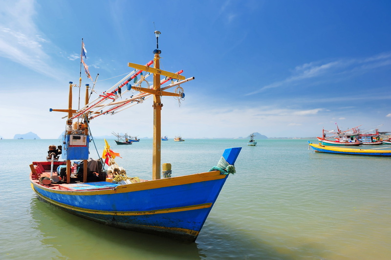 anchored, long, white, relax, ao, city, day, outdoors, wooden, yellow, fishing boat, travel, pc tail rock, ship, tourism, water, boat, sky, sunny, thailand