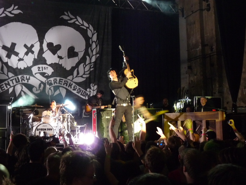 concert, rock, day, pop, 2K, green, punk