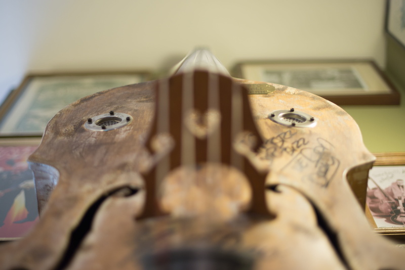 no people, creativity, luxury, Musical, day, classical, Instrument, 5K, selective focus, craft, classic, symphony, performance, musical instrument string