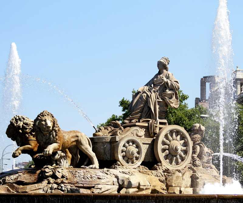 statue, historical, human representation, cibeles, famous, fountain, tourism, clear sky, lions, creativity, madrid spain, water, no people, chariot, sculpture