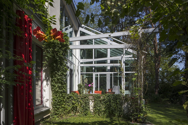 nature, warm, footpath, lighting, spring, summer, autumn, 1080P, setup, sit, aluminium winter garden, home, grass, chairs, rain, building, glass winter garden