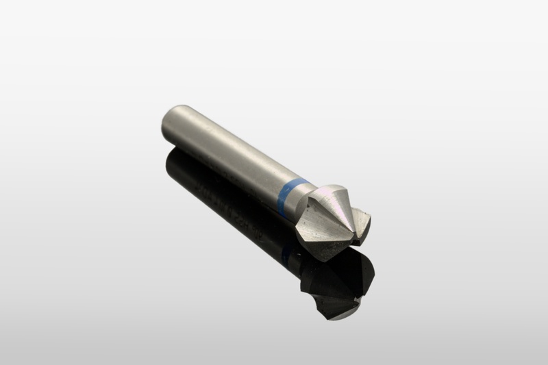 reflection, pen, cut out, faceplate, tool, iron, metal, workshop, milling cutters, transparent, craft, shadow, writing instrument, countersink, mechanic