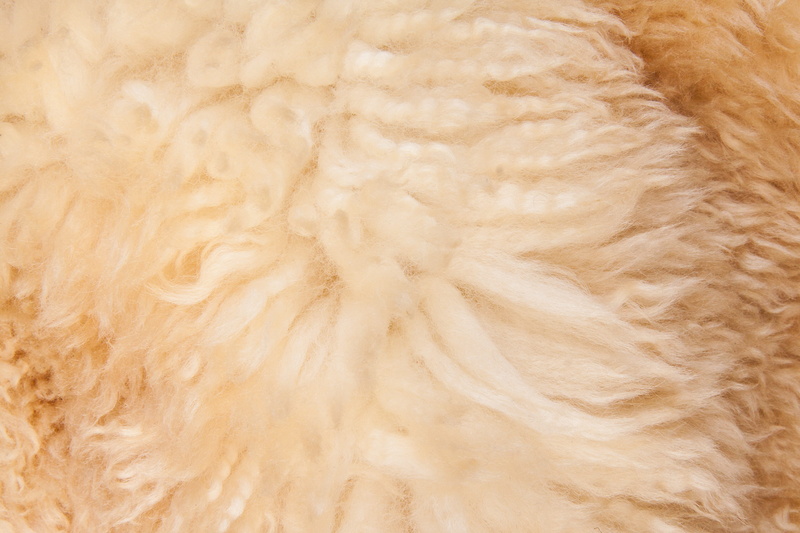 4K, no people, pattern, textile, white color, beige, close-up, softness, fund, copy space, material, use, cuddly, art and craft, wood grain, warm, abstract