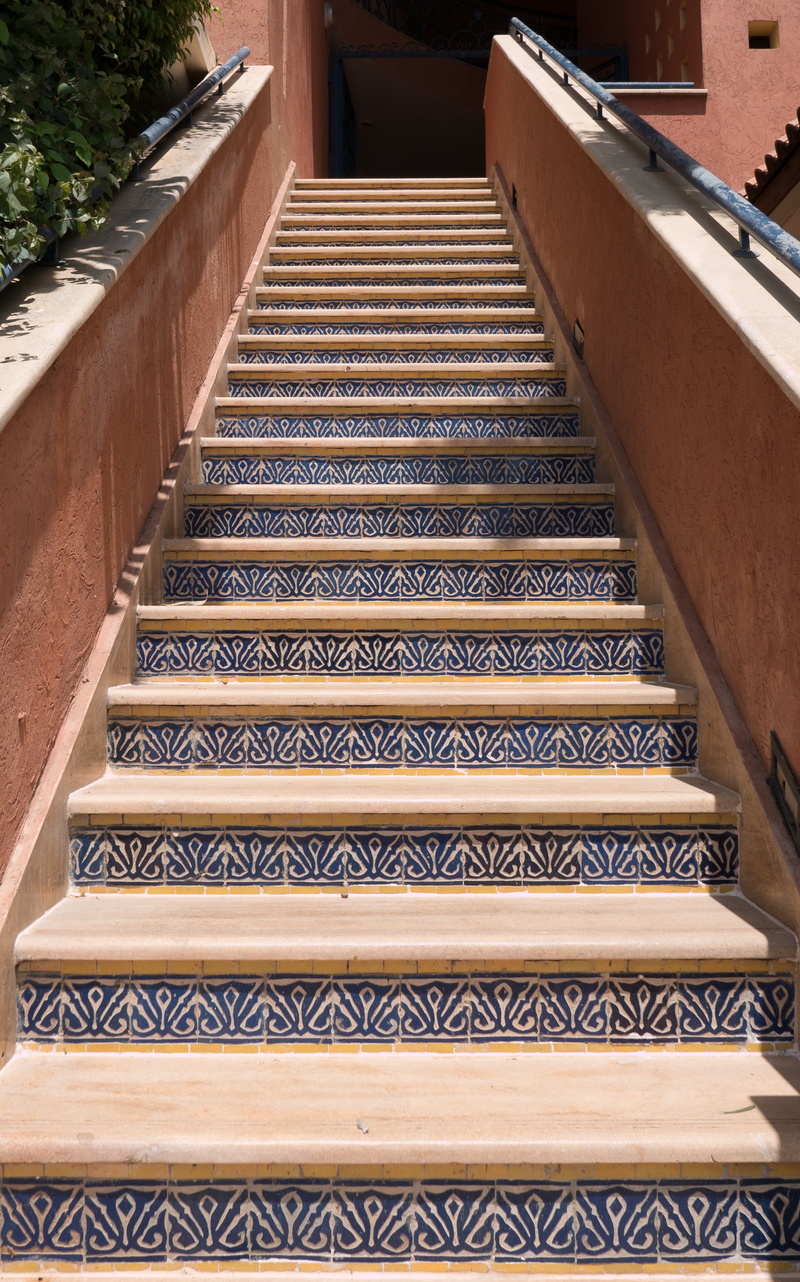 stone steps, external staircase, day, stair step, emergence, stairs, architecture, empty, stone, built structure, building, rise, staircase, absence, direction