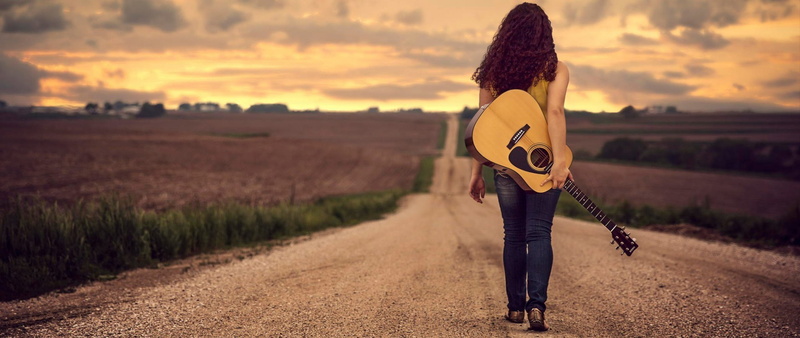 women, young adult, carrying, standing, nature, acoustic, music, rear view, one person, ultra-wide, string instrument, transportation, 2K, adult, photography