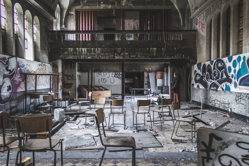 chair, scattered, indoor, building, shelf, room, old, deterioration, obsolete, furniture, messy, Belgium, 4K, indoors, decline, urban decay, seat, restaurant