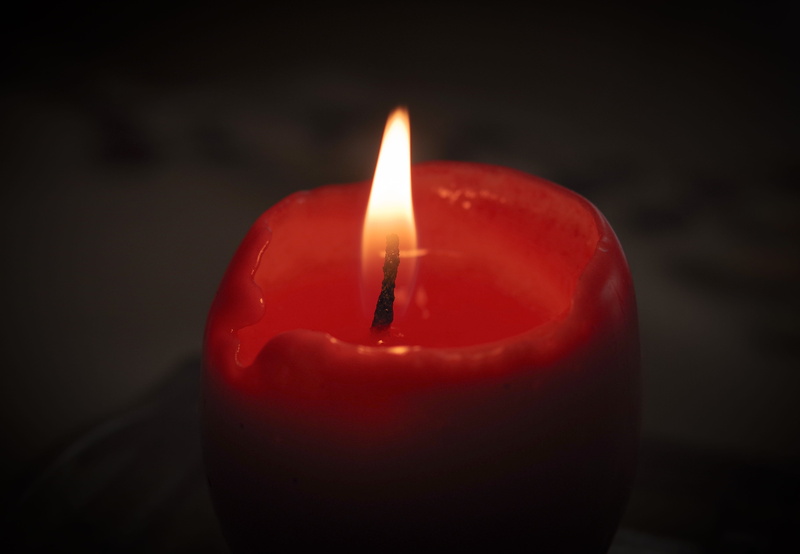 luminosity, illuminated, indoors, predictions, flame, romantic, wax, fire, burning, studio shot, to clear, advent, black background, no people, focus on foreground