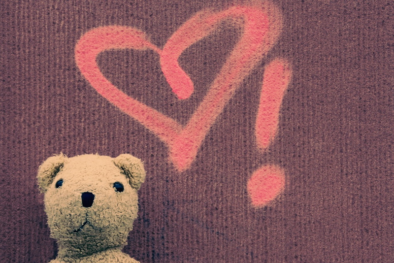 teddy bear, creativity, wall - building feature, snuggle, text, cuddly, 2K, bear, plush, positive emotion, exclamation point, toy, no people, toys, indoors