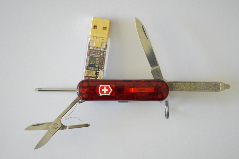 work tool, knife - weapon, swiss knife, weapon, clasp-knife, stainless, red, swiss flag, usb, army knife, directly above, single object, swiss made, swiss army knife