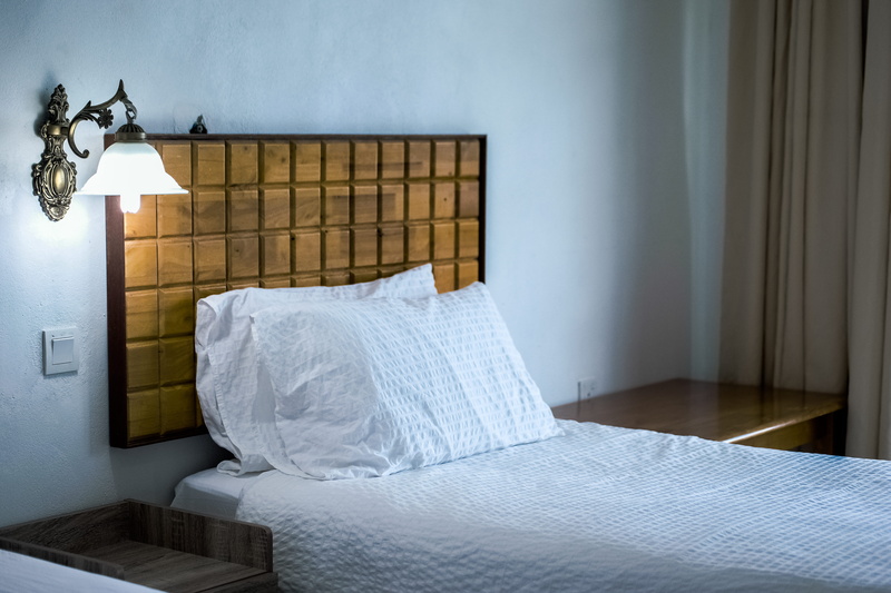 modern, design, cover, brown, comfort, wooden, home, cushion, patterns, no people, room, comforter, bedding, apartment, cozy, clean, texture, side table