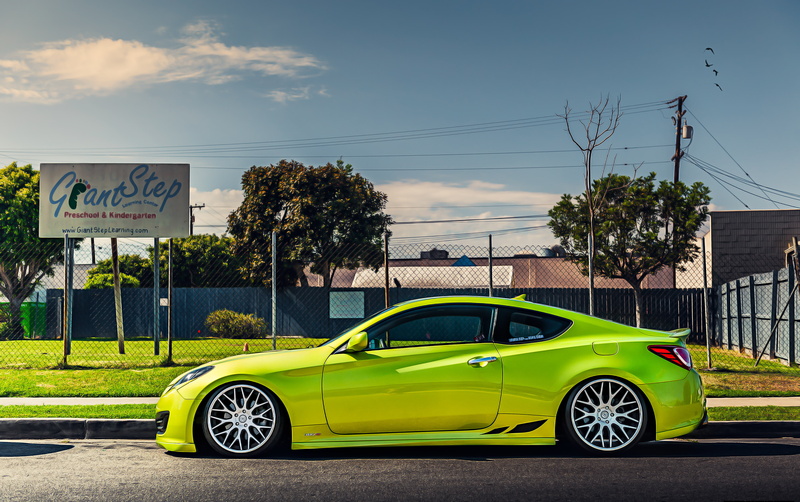 western script, city, technology, mode of transportation, traffic, new, coupe, motor Vehicle, outdoors, mode of Transport, Hyundai, day, land Vehicle, 4K