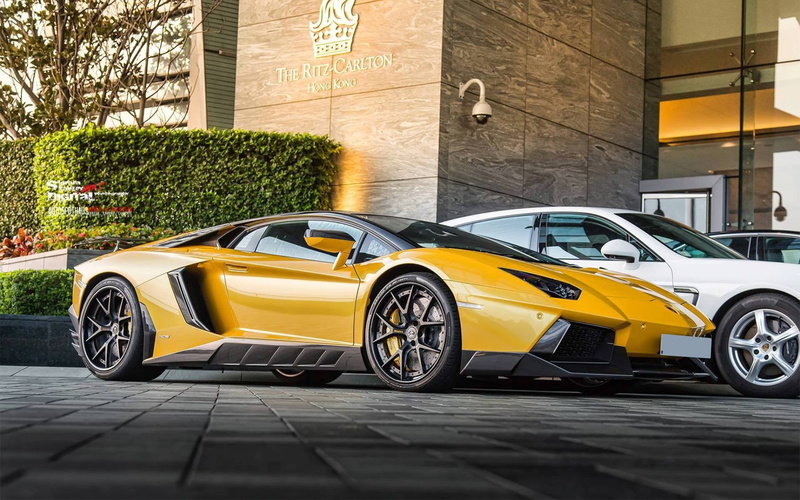 taxi, yellow, Novitec Torado, mode of transportation, Novitec, Novitec Torado Lamborghini Aventador NL2, transportation, street, tree, motor vehicle, Lamborghini