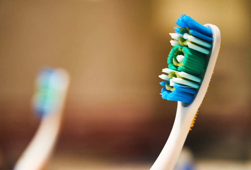 little, 5K, computer network, network connection plug, copy space, cleaning, light, health, white, rotten, old, focus on foreground, disease, bathroom
