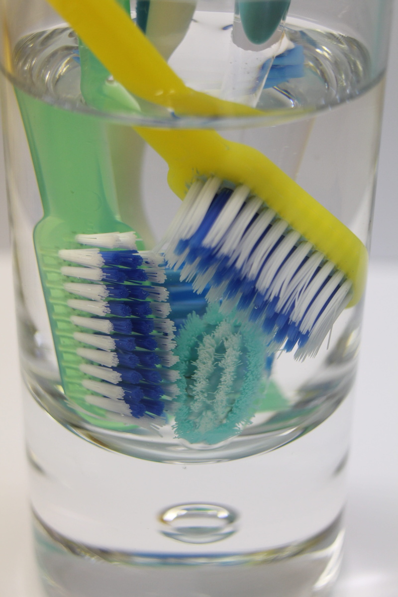 water, macro, green, paintbrush, dental, drink, 4K, brush, drinking glass, bristle, glass, health care, close-up, oral, glass - material, focus on foreground