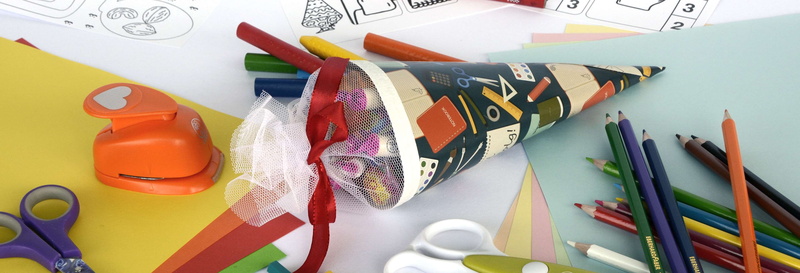 chalk, banner, equipment, colorful, erase, multi colored, crayons, candy, paper, household equipment, close-up, first class, variation, studio shot, group