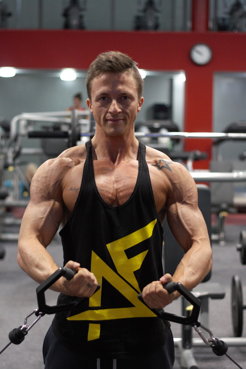 lifestyles, sport, one man only, training, man, one person, only men, tank, muscular build, Fitness, real people, healthy lifestyle, strengthening, black