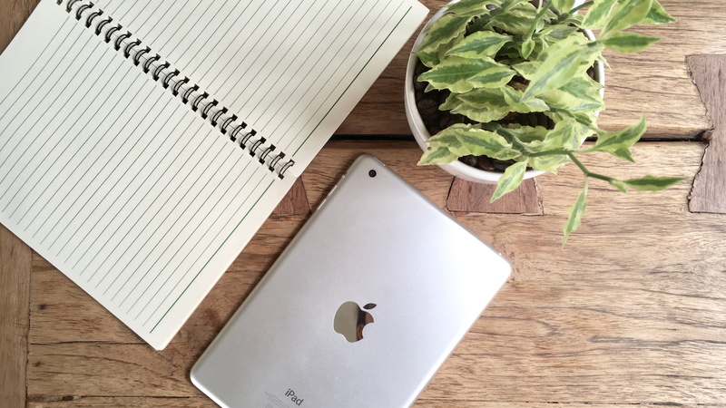 cutting board, 4K, white, vegetable, plant part, food and drink, green color, high angle view, plant, wood - material, leaf, ipad, domestic room, close-up