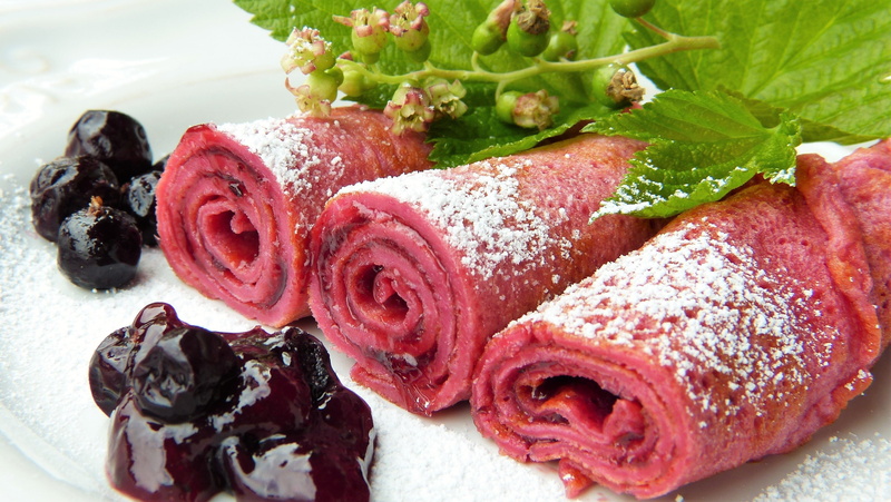 childrens birthday, süßpeise, self-made, sugar, regional, break, gourmet, food styling, garnish, meat, baked, slice, pink, top, dough, pancake, flour, gluten