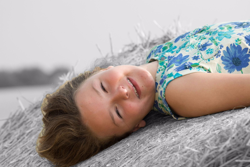long hair, looking At Camera, beach, relaxation, women, outdoors, image Technique, day, floral, copy Space, human, all, clothing, emotion, human Age, facial Expression