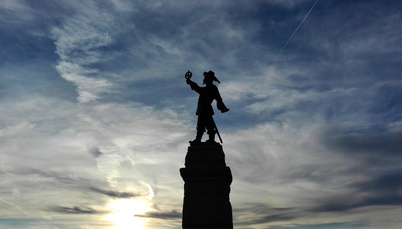 contrast, sunset, full length, success, clouds, blue, human limb, architecture, landscape, nature, day, man, horizon, québec, ottawa, explorer, silhouette