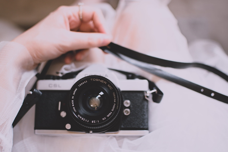 white, finger, technology, woman, number, zoom, photography themes, adult, retro, one person, close-up, equipment, blur, device, human body part, camera
