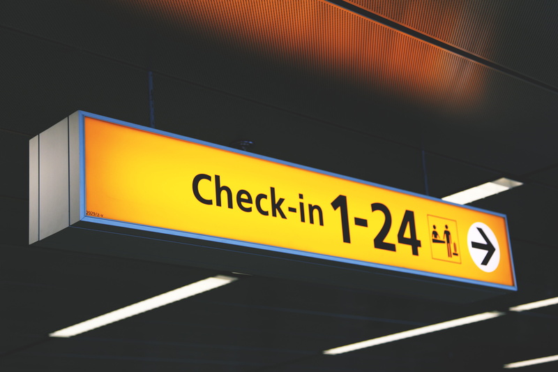 4K, direction, transportation, guidance, no people, arrow symbol, text, communication, western script, lighting equipment, travel, illuminated, capital letter
