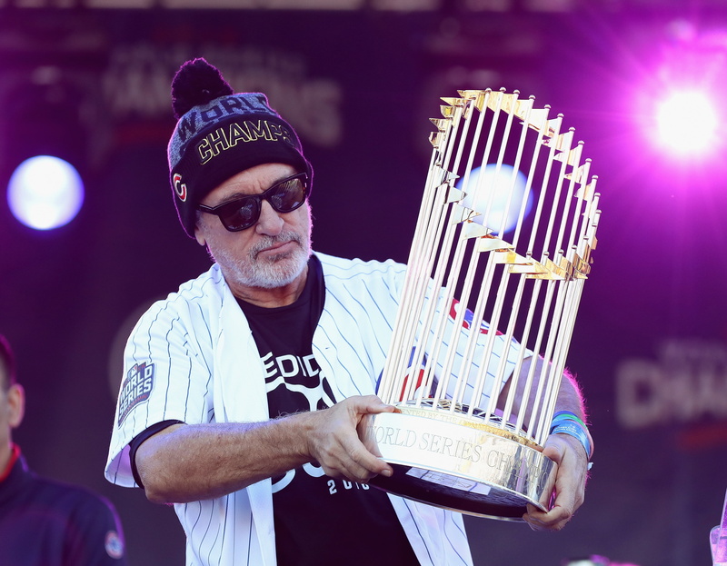 males, glasses, men, focus on foreground, waist up, eyeglasses, incidental people, stage, sunglasses, 4K, Major League Baseball, holding, world series
