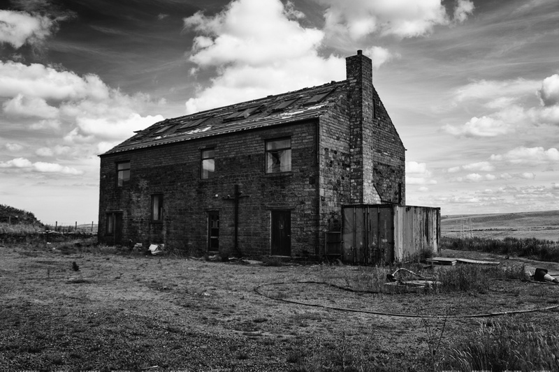 home, deterioration, cloud - sky, field, obsolete, sky, 4K, scary, no people, damaged, Architecture, spooky, haunted, House, ruined, grass, Abandoned