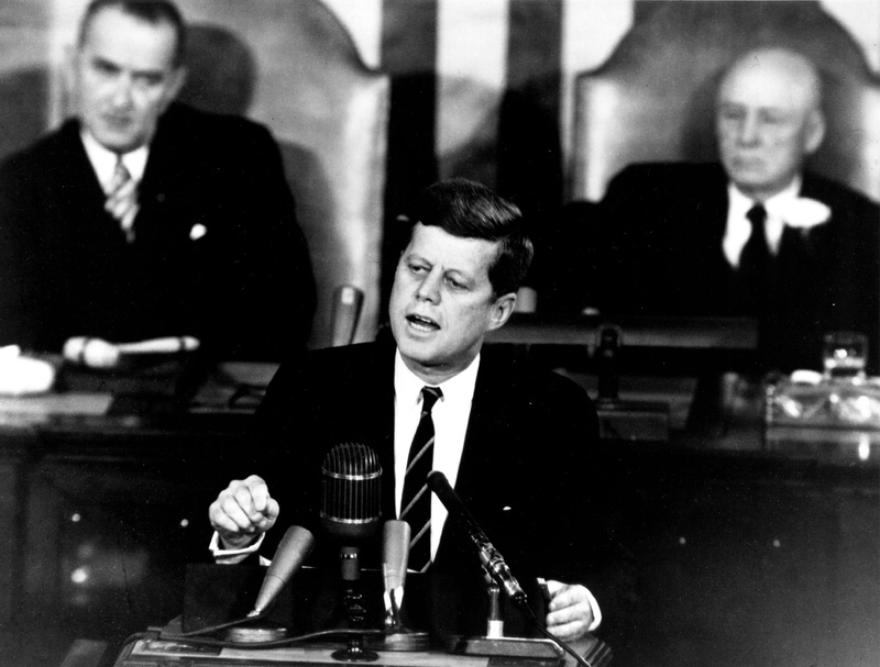 bar counter, corporate business, jack kennedy, males, people, photography, assassinated, formal businesswear, waist up, president, john, formalwear, jfk