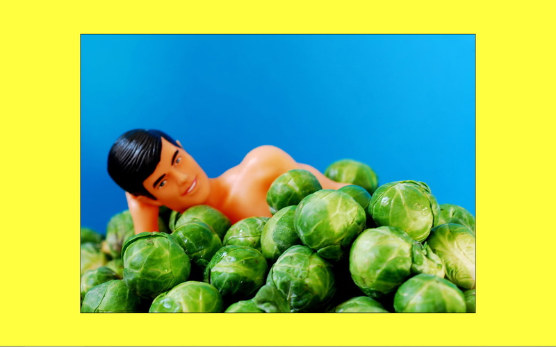 yellow, food, one person, wellbeing, vegetable, wtf, freshness, 720P, indoors, healthy eating, abundance, green color, studio shot, pepper, large group of objects